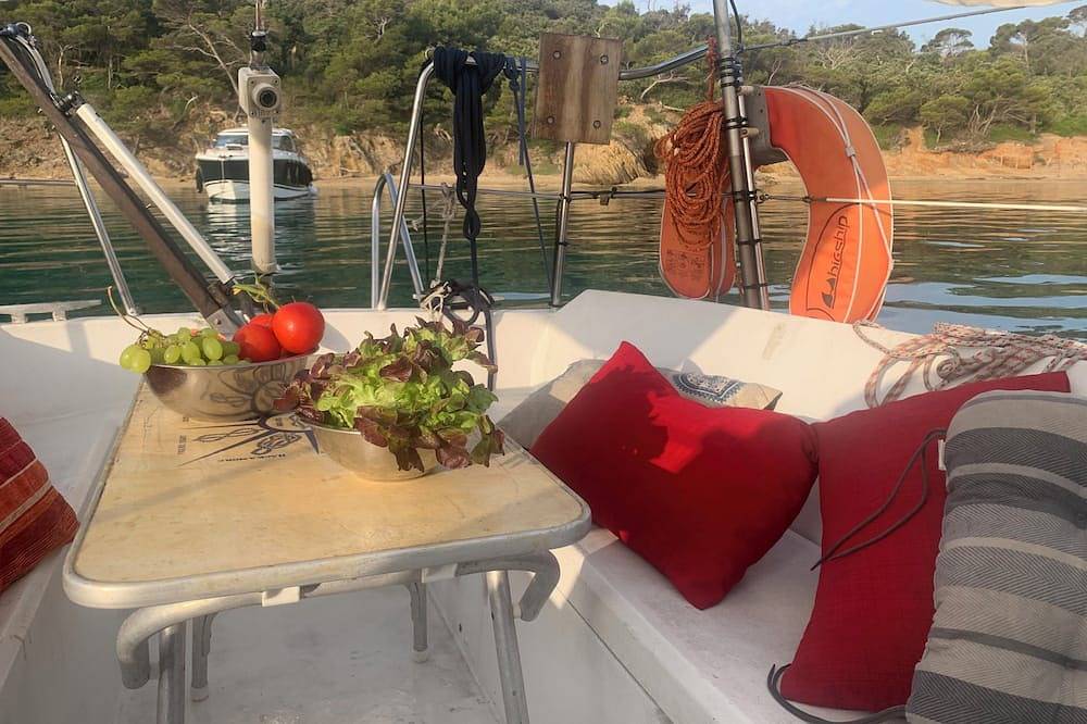 Sailing in Porquerolles in Hyeres, Porquerolles