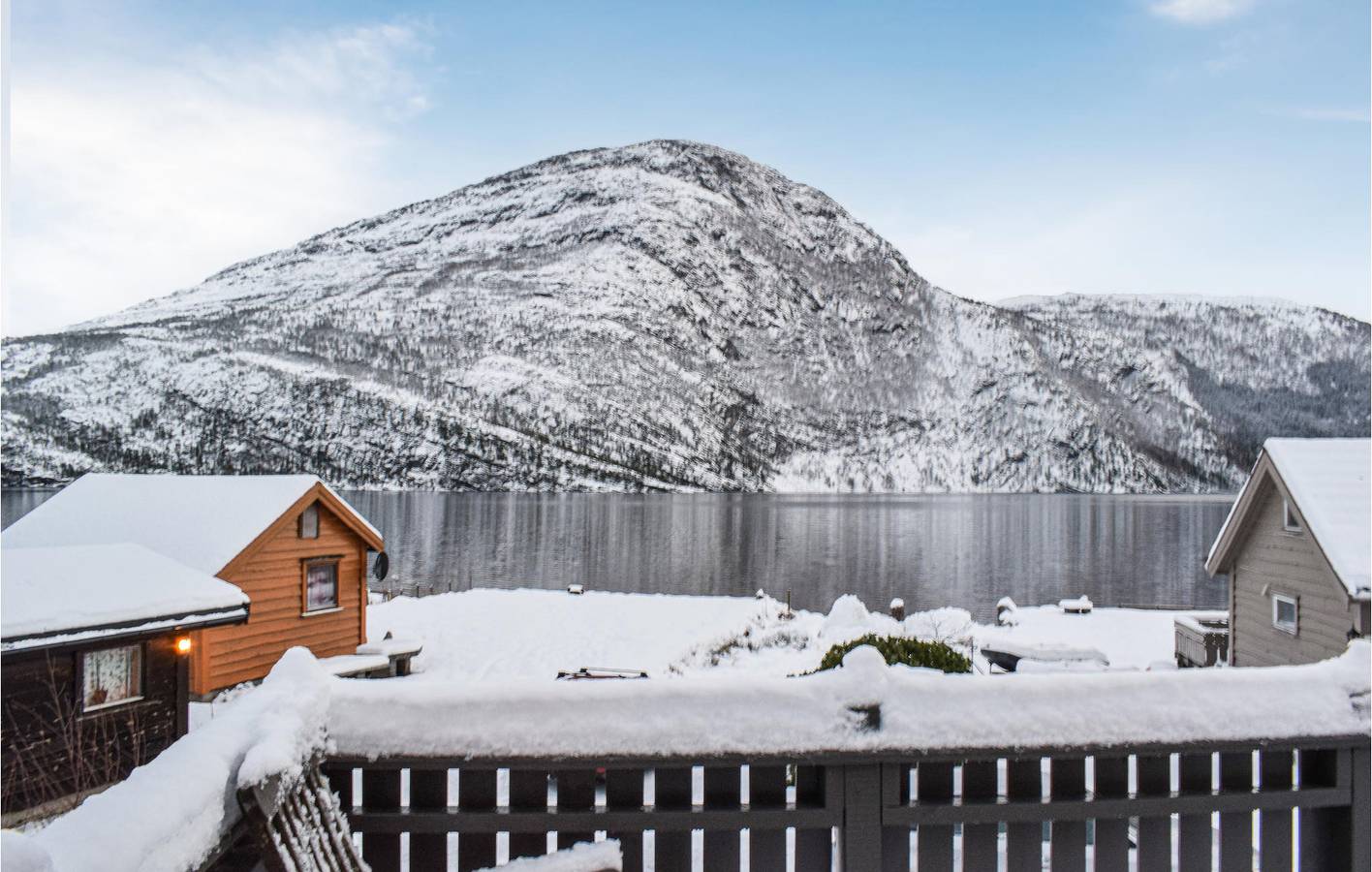 Ferienhaus für 5 Personen mit Seeblick in Flora
