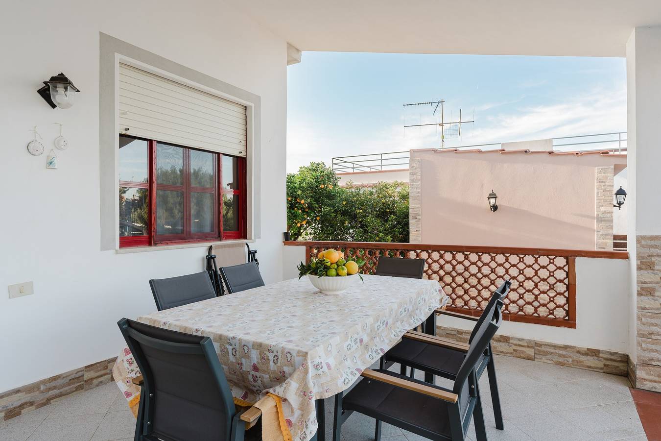 Villa Sirchia Ferrara met Uitzicht op Zee, Wi-Fi en Airconditioning in Balestrate, Provincie Palermo