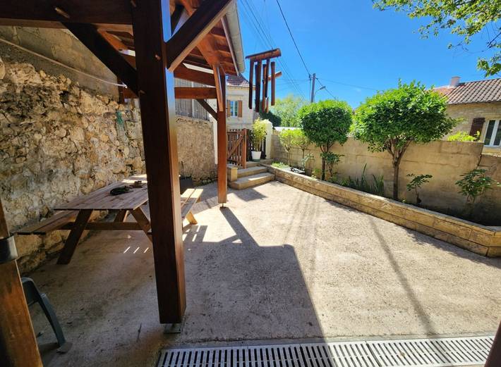Gîte pour 4 personnes, avec terrasse
