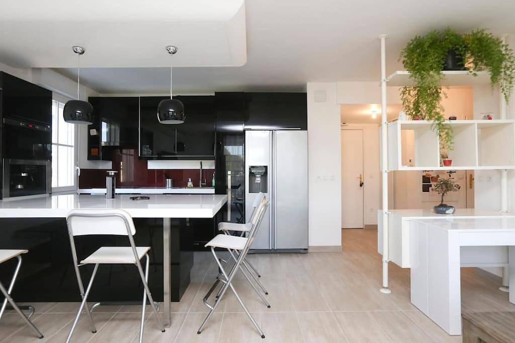 Appartement entier, Two-Bedroom Apartment in Wissous, Essonne