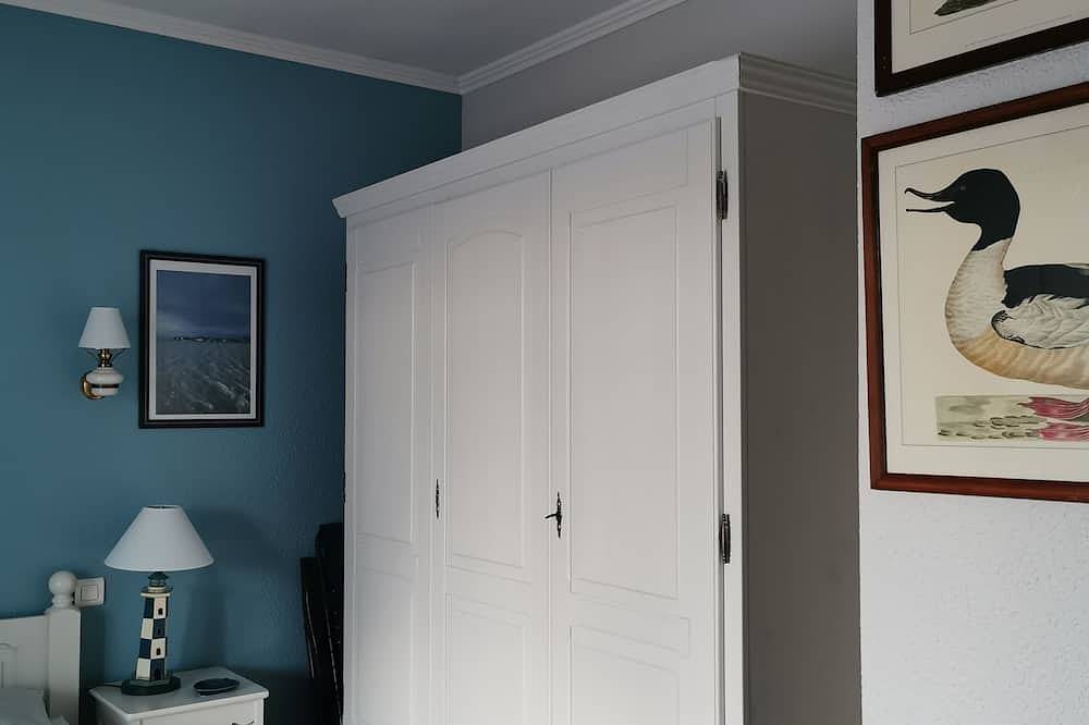 Single rooms converted into family suites 5 minutes from the town center in Salies-du-Salat, Alto Garona
