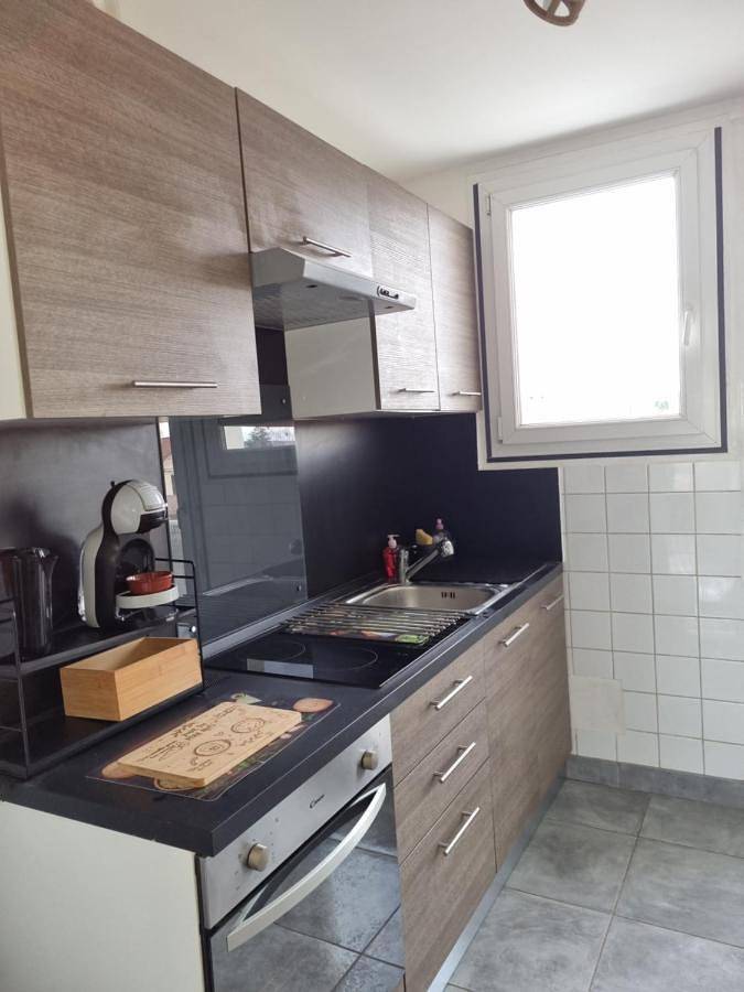 Appartement entier, Two-Bedroom Apartment in Tarbes, Hautes-Pyrénées