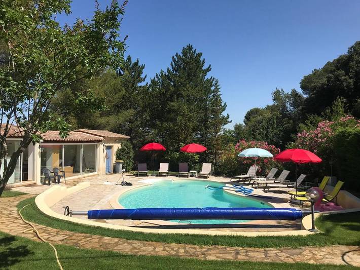 Location de vacances pour 5 personnes, avec jardin ainsi que piscine et vue à Vacqueyras - 2