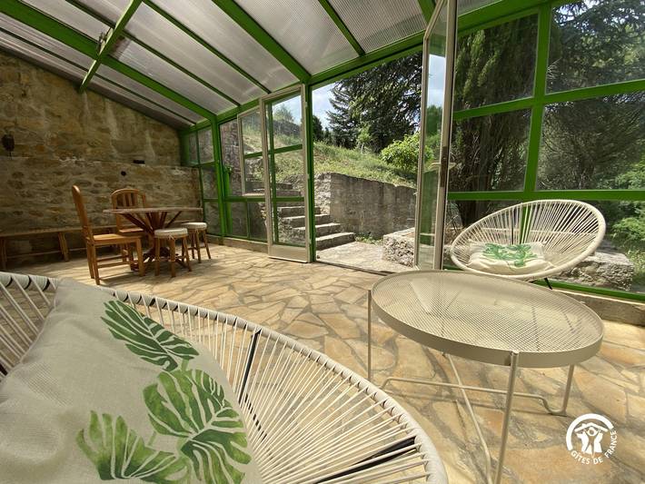 Gîte pour 4 personnes, avec piscine et terrasse à Bouisse - 3