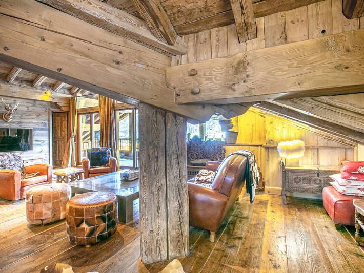 Gîte pour 10 personnes, avec terrasse et sauna, animaux acceptés à Val-d'Isère - 2