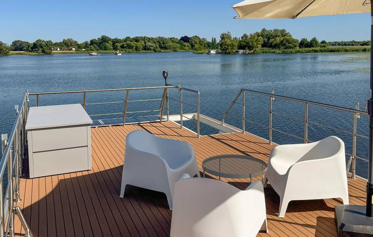Hausboot für 4 Personen, mit Seeblick und Terrasse in Brandenburg - 3