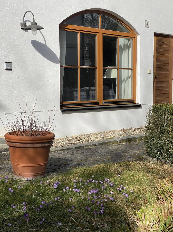 Ferienwohnung für 2 Personen, mit Seeblick und Balkon sowie Balkon/Terrasse, mit Haustier am Starnberger See - 2