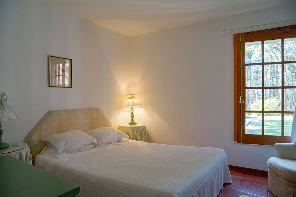 Garten, nahe dem Strand, wesentliches Auto, Halsketten in Colares, Costa de Lisboa