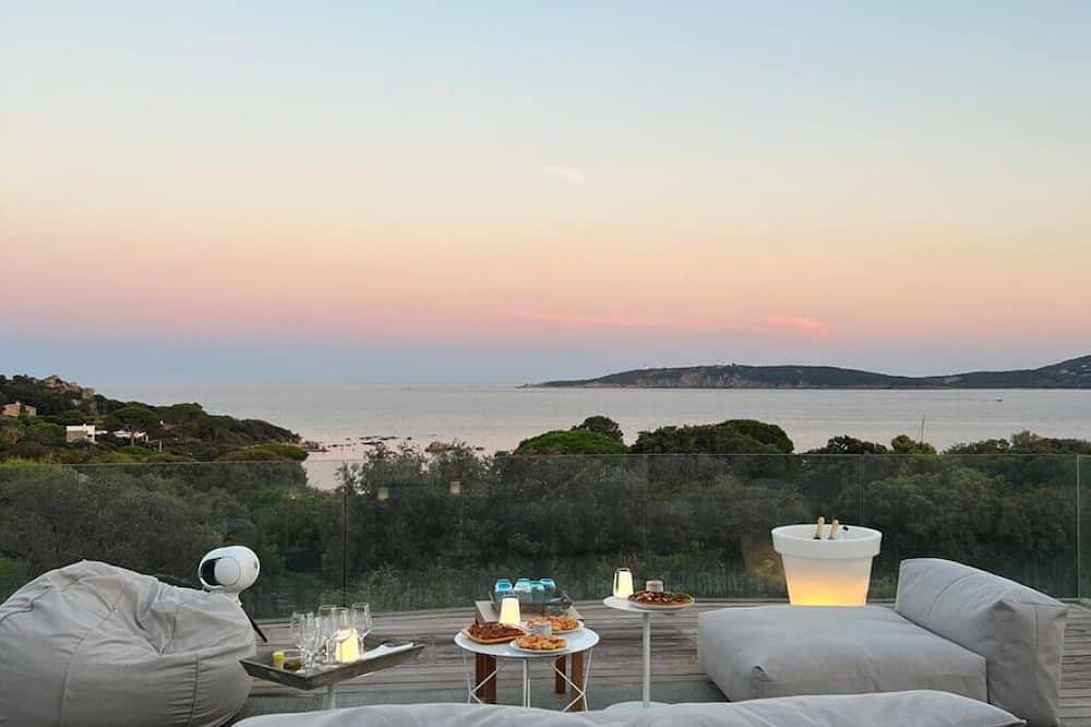 Villa pour 14 Personnes dans Cala Rossa, Lecci
