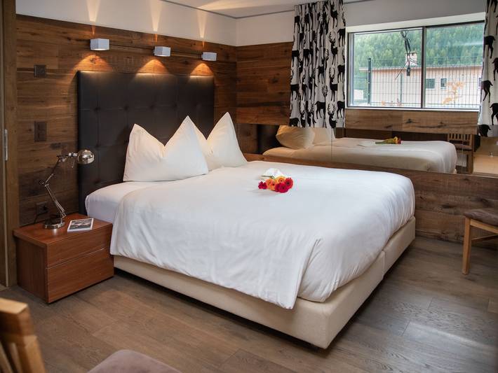 Ferienwohnung für 4 Personen, mit Terrasse und Sauna sowie Seeblick und Ausblick in St. Moritz