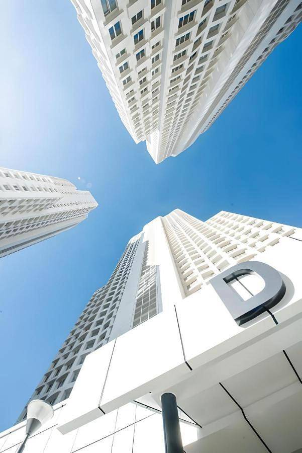 Appartement de vacances pour 4 personnes, avec piscine et sauna ainsi que vue et balcon