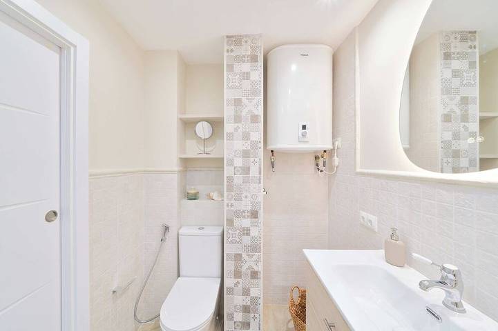 Apartamento para 3 personas, con balcón además de jardín y piscina en Churriana