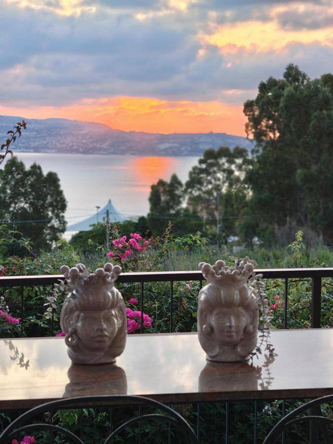 Maison d’hôte pour 4 personnes, avec piscine ainsi que vue et jardin à Villa San Giovanni - 2
