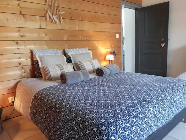 Location de vacances pour 6 personnes, avec jardin dans Lacroix-sur-Meuse - 4