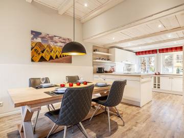 Ferienhaus für 4 Personen, mit Terrasse und Garten, kinderfreundlich in Borgsum