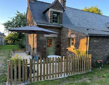 Gîte pour 3 personnes, avec terrasse, animaux acceptés dans le Morbihan