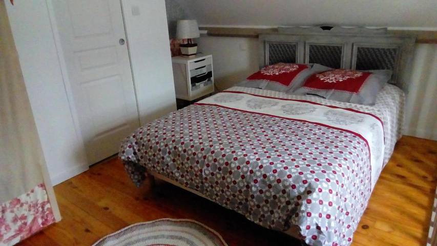 Location de vacances pour 2 personnes, avec jardin à Le Val-Saint-Père - 4