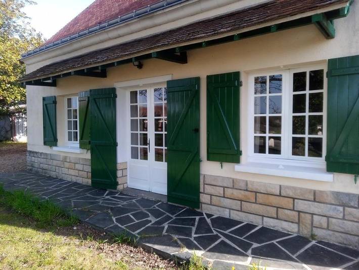 Location de vacances pour 6 personnes, avec piscine ainsi que jardin et vue à Parçay-les-Pins - 2