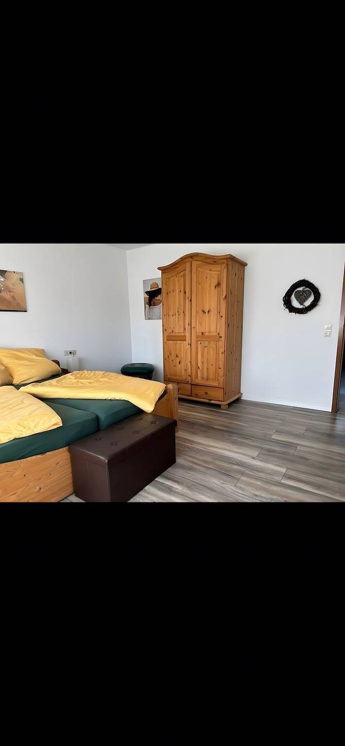 Ganze Wohnung, Ferienwohnung '2 Zimmer Wohnung' mit Bergblick, Gemeinschaftsterrasse und WLAN in Botnang, Stuttgart