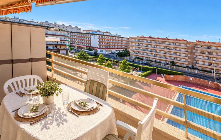 Appartement voor 4 personen, met Terras in Blanes