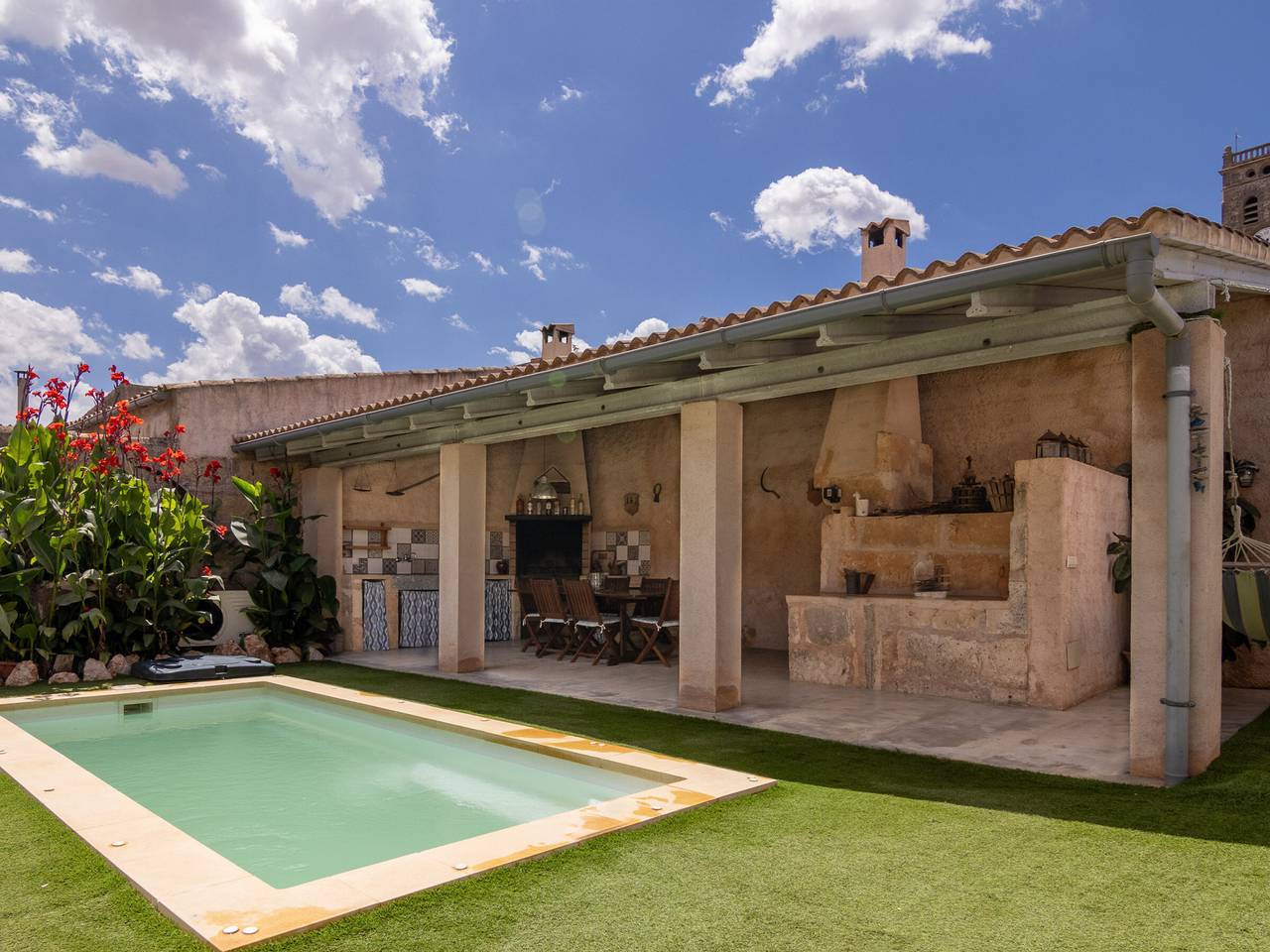 Villa acogedora en Ariany con piscina privada, aire acondicionado y aparcamiento seguro in Ariany, Interior de Mallorca