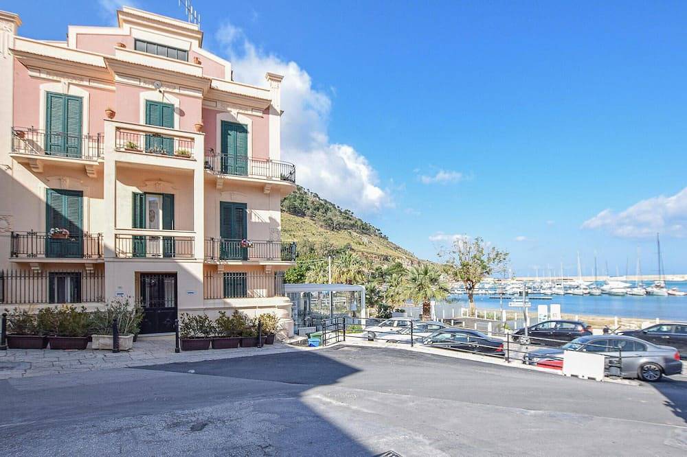 Appartement entier, Awesome apartment in Castellammare d.G. with Wifi in Castellammare del Golfo, Province de Trapani