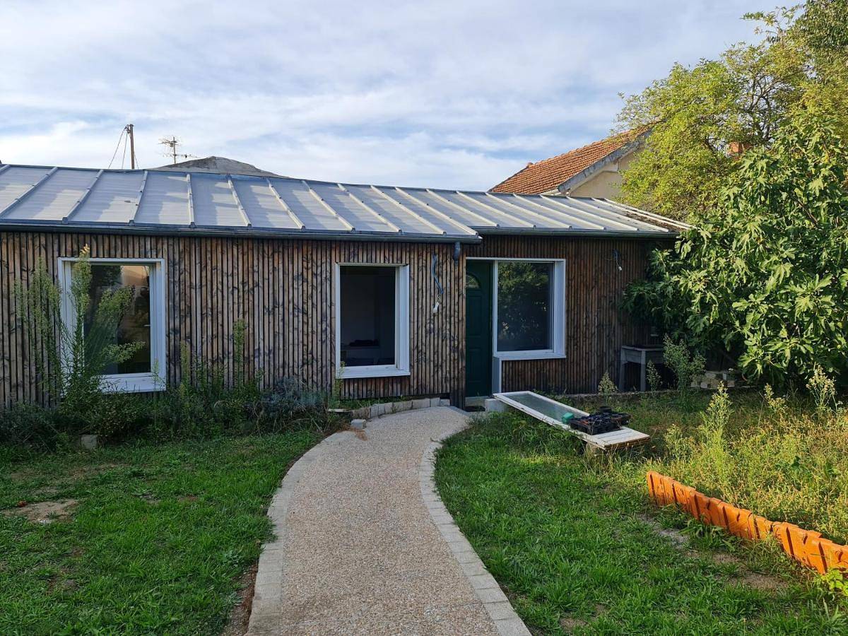 Appartement entier, One-Bedroom Apartment in Montgeron, Essonne