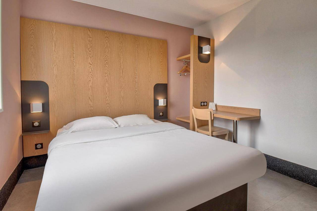 Superior Double Room in Tarnos, Région de Dax