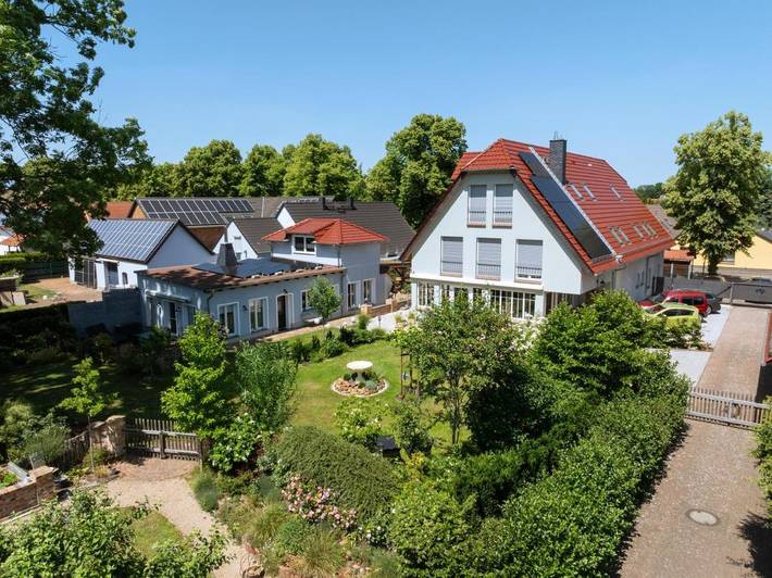 Ferienhaus für 4 Personen, mit Seeblick und Sauna sowie Garten und Ausblick in Senftenberg