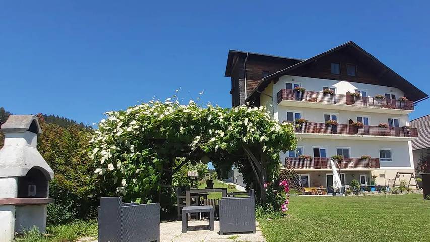 Ferienwohnung für 4 Personen, mit Garten