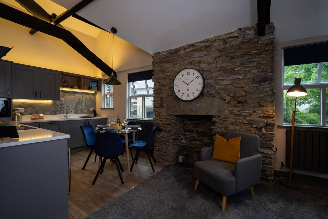 Entire apartment, Apartment with Ensuite s Sky Tv by Letmestay in Ambleside, Lake District