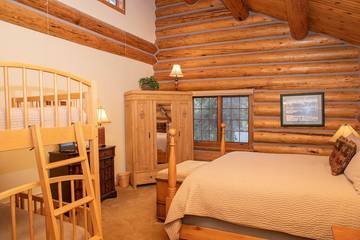Vacation House for 13 Guests in Keystone, Summit County, Picture 2