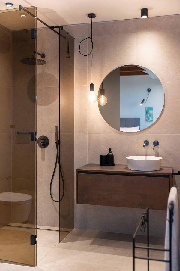 Villa pour 10 personnes, avec piscine et vue ainsi que sauna et jardin à Barat - 4