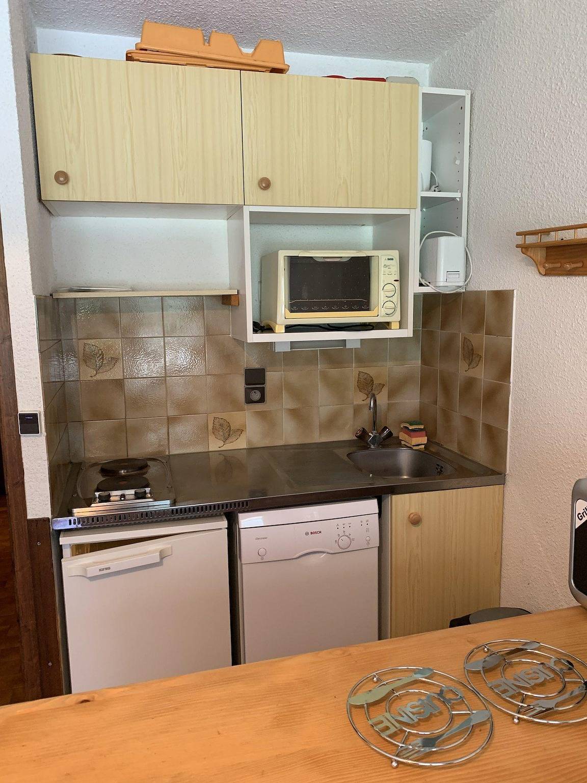 Entire studio, Les Hauts de Planchamp - Dryades - Studio sleeping corner 4 people (D12Bcl) in Champagny-en-Vanoise, Vanoise National Park