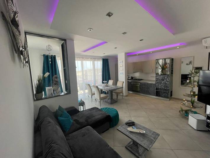 Gîte pour 4 personnes, avec terrasse et vue dans Boa Vista (homonymie) - 2