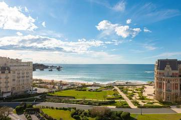 Gîte pour 4 personnes, avec balcon dans Casino de Biarritz
