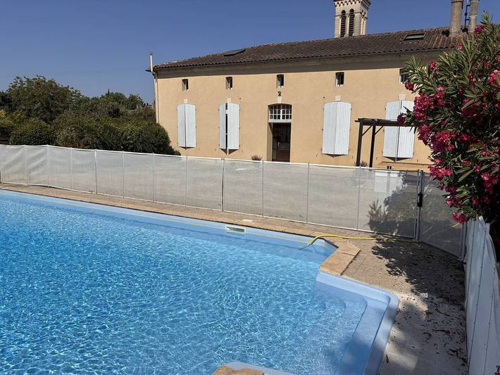 Location de vacances pour 13 personnes, avec Terrasse et Piscine dans le Lot-et-Garonne