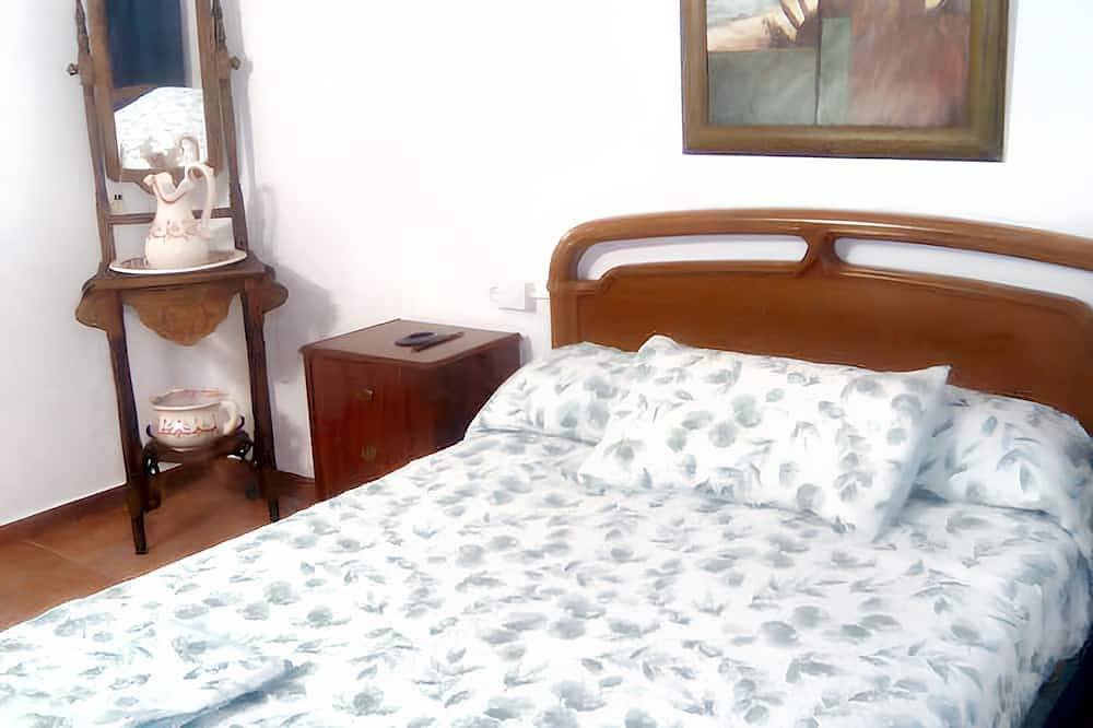 Homerez - Charming House with Pool in Montilla in Montilla, Córdoba Province