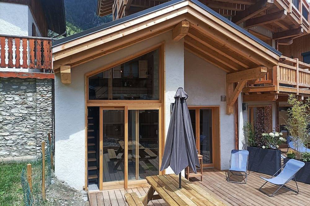 Apartamento entero, Chalet Bio Corti 4 Personnes Avec Bain à Remous et Sauna in Champagny-en-Vanoise, Parque Nacional de Vanoise