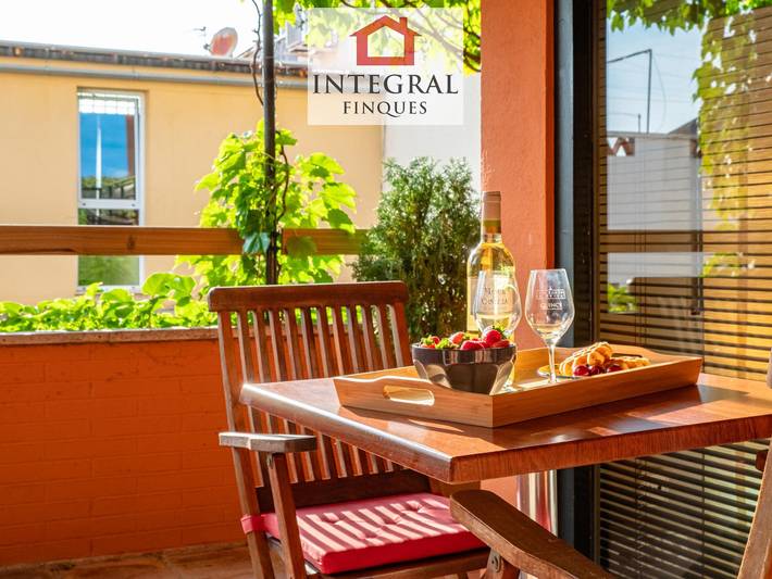 Ferienwohnung für 2 Personen, mit Balkon und Terrasse