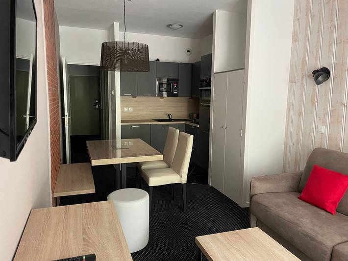 Studio entier, Studio à Gourette avec piscine et animaux acceptés, 4 pers in Gourette, Eaux-Bonnes