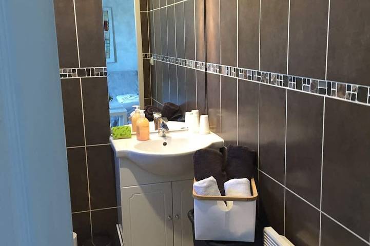 Gîte pour 2 personnes, avec jacuzzi et jardin à Le Cannet-des-Maures - 4