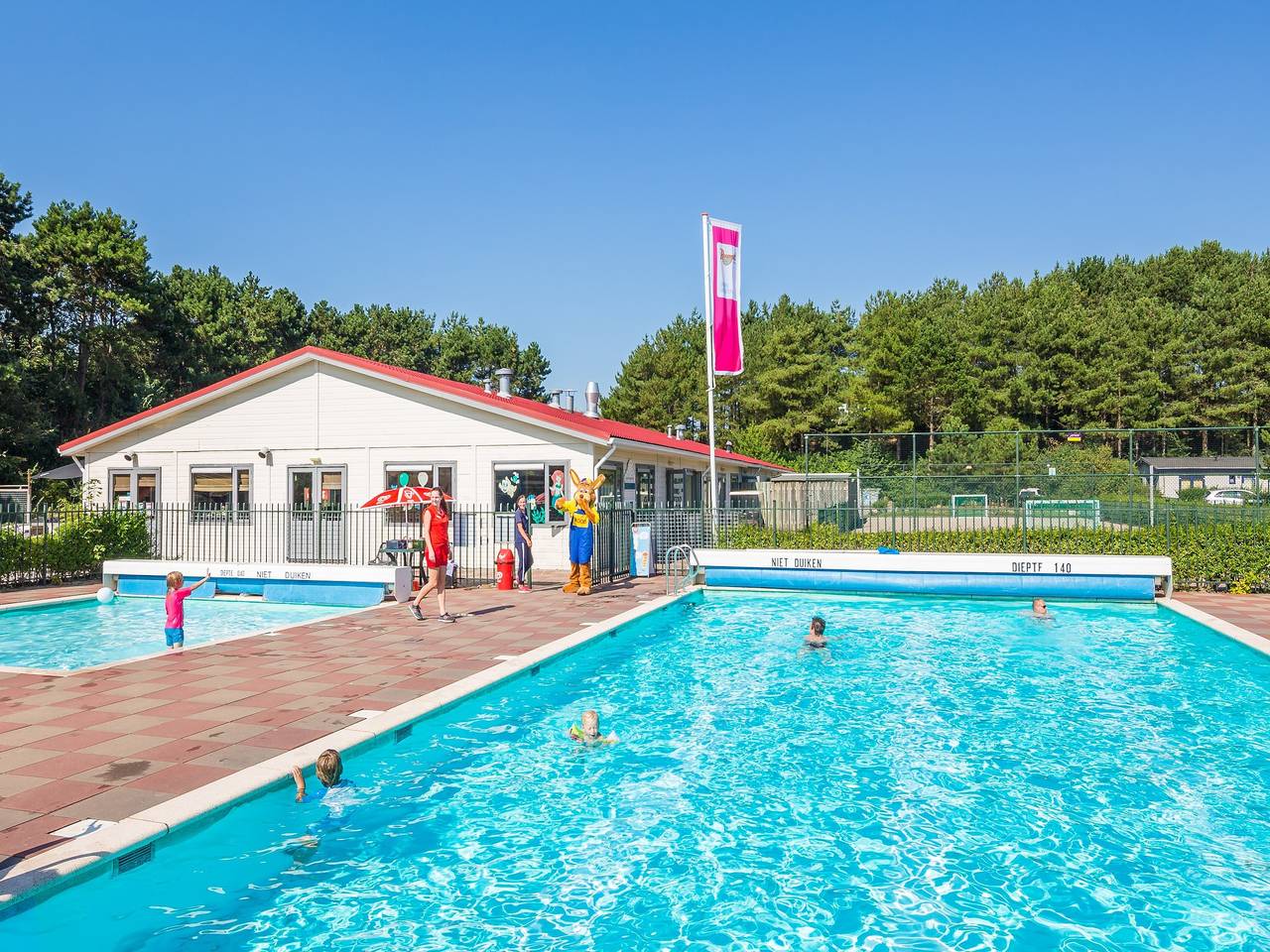 Chalet Familiar en Parque Vacacional Nl in Egmond, Egmond aan Zee