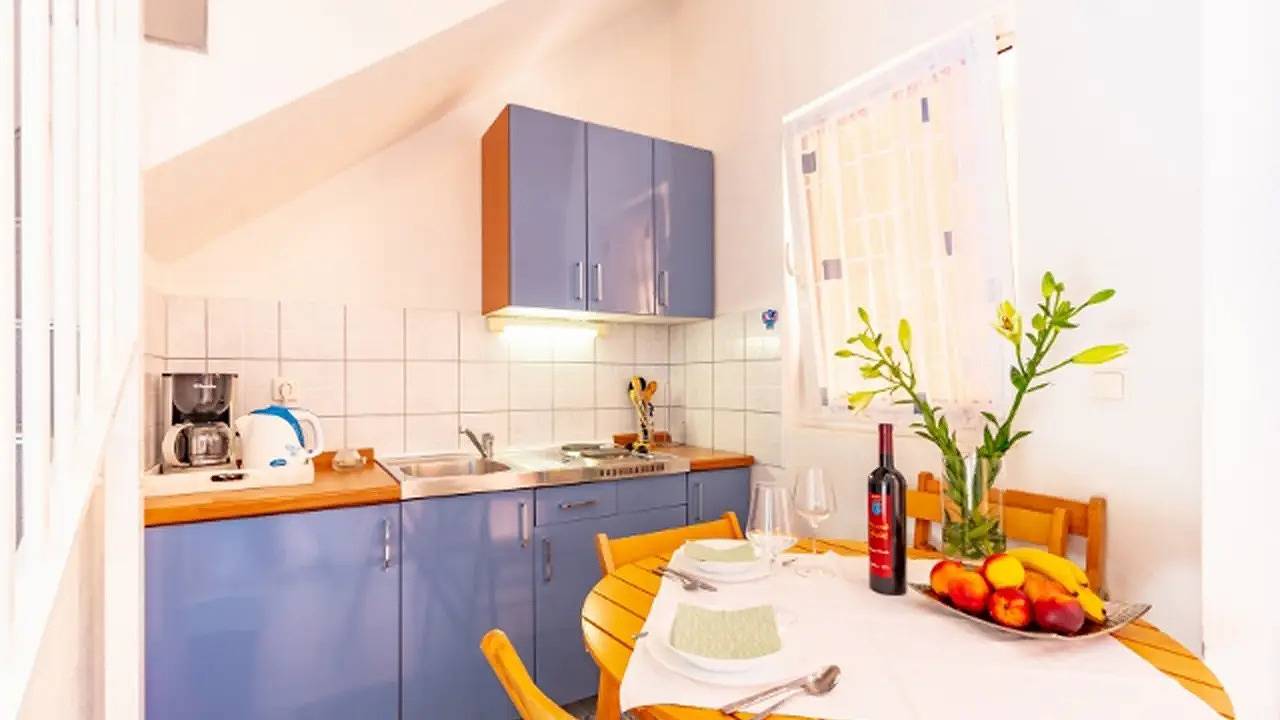Ganze Ferienwohnung, Ferienwohnung für 4 Personen (47 m²) in Kneza in Račišće (Dalmatien), Korcula