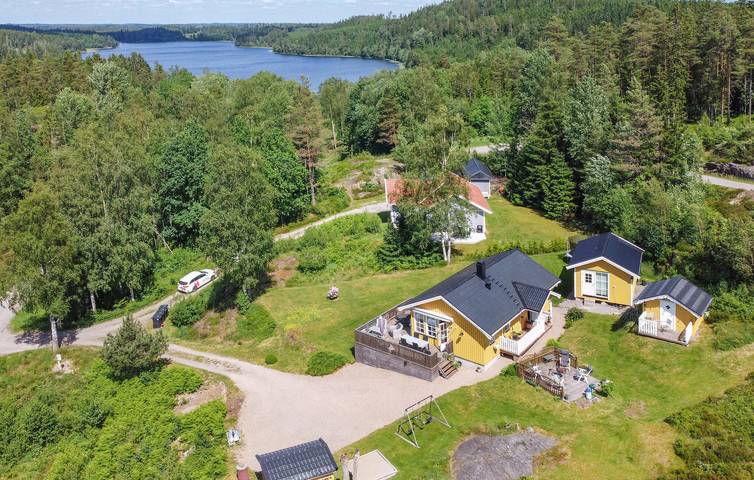Ferienhaus für 5 Personen, mit Terrasse und Ausblick sowie Garten in Schweden