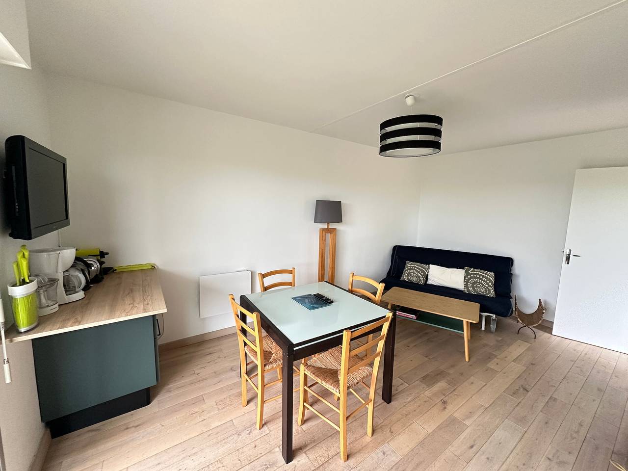 Appartement entier, Appartement T2 avec Jardin, Proche Centre et Plage de Cabourg, Parking Inclus in Cabourg, Région de Caen