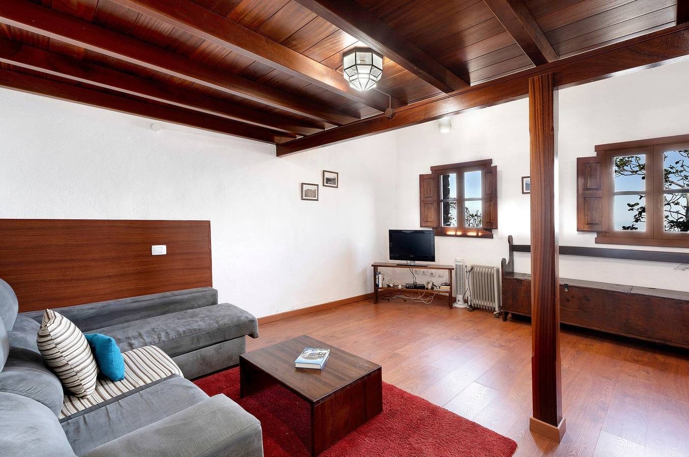 Chalet 'La Higuera' avec vue sur la mer, terrasse partagée et Wi-Fi in Las Toscas, Frontera