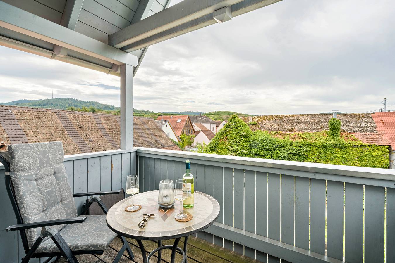 Ganze Wohnung, Ferienwohnung Winzerhof-Bitzenhofer mit Balkon und Blick in die Weinberge in Vogtsburg im Kaiserstuhl, Kaiserstuhl