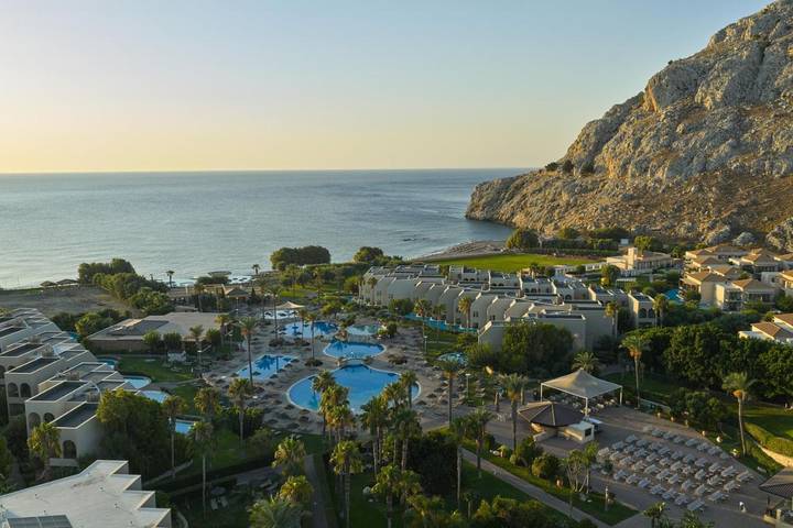 Resort per 3 persone, con Balcone e Terrazza nonché Giardino e Piscina per bambini in Rodi